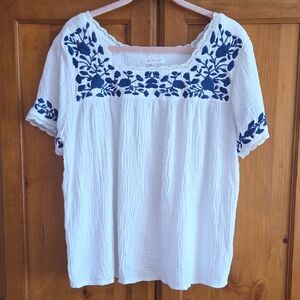 Solitaire White and Blue Embroidered Blouse